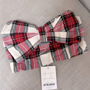 Show me your mumu bow front strapless crop.